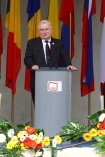04.06.2009 Krakw, Wawel. Obchody 20. rocznicy pierwszych wolnych wyborw 4 Czerwca 1989r. Spotkanie Przywdcw krajw Europekskich na Zamku Krlewskim. n/z Lech Wasa