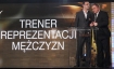 W warszawskim hotelu Hilton po raz dtugi rozadne zostay nogrody "Siatkarskie Plusy" w kategoriach: Siatkarka Roku, Siatkarz Roku, Druyna Roku, Trener Roku, Debiut Roku oraz Osobowo Roku. Zwycizcw wybrali kibice w gosowaniu internetowym.



Warszawa 17-01-2009



n/z Daniel Castellani zosta ogoszony nowym trenerem mskiej reprezentacji Polski w siatkwce