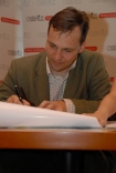 Spotkanie autorskie z Radkiem Sikorskim w warszwskim EMPiKu.