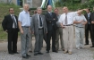Wizyta ministra Tomasza Lipca i ministra Zbigniewa Wassermanna na obiektach Hutnika Krakw. n/z Wadysaw Handziuk (prezes Hutnik Krakw SSA) oprowadza goci po obiekcie.