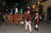 Pochd karnawaowy na krakowskim rynku. W paradzie uczestniczyy wszelkiego rodzaju stwory takie jak diaby, kociotrupy, anioy i wiele innych. Przy organizacji imprezy pracowa Teatr KTO. n/z aktorzy Teatru KTO