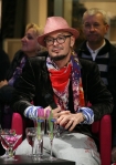 Dzien wiosennych zakupow w Klifie
Pokaz mody,konsultacje z Tomkiem Jacykowem,
konkursy i promocje w gdynskim Klifie.
27.03.2010
N/z Tomasz Jacykow o kulach po niedawnym wypadku na sniegu