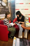Tatiana Okupnik w Empiku w dzkiej Manufakturze w czasie promocji swojej pierwszej solowej pyty pt: "ON MY OWN".