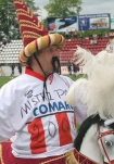 Gala z okazji Stulecia Cracovii. n/z Lajkonik - maskotka